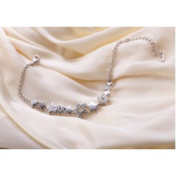 Monemel Swarovski® Crystals Star Bracelet -Gold